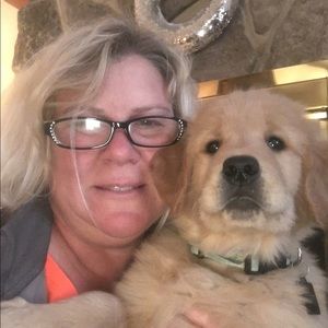 Meet your Posher, Monica